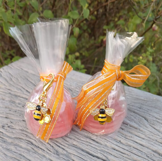 bee-hive soaps with keychain – 1
